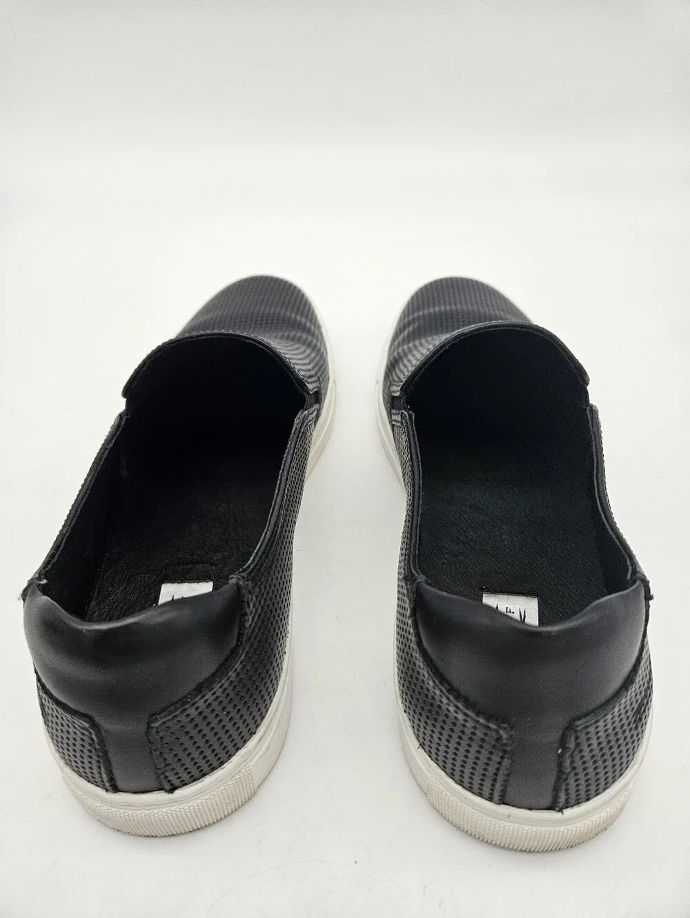 URI MINKOFF Union Leather Slip On Sneaker Loafer Mens Black Sz 12M